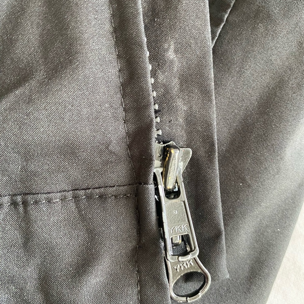 Zero Restrictions black, Goretex all weather golf jacket. Size L. - Picture 15 of 15
